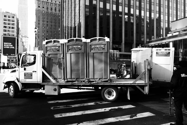 Best Portable restroom trailer rental  in Woodville, FL
